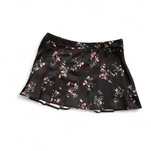 Kimchi Blue black all over strawberries pleated skirt button detail Small New